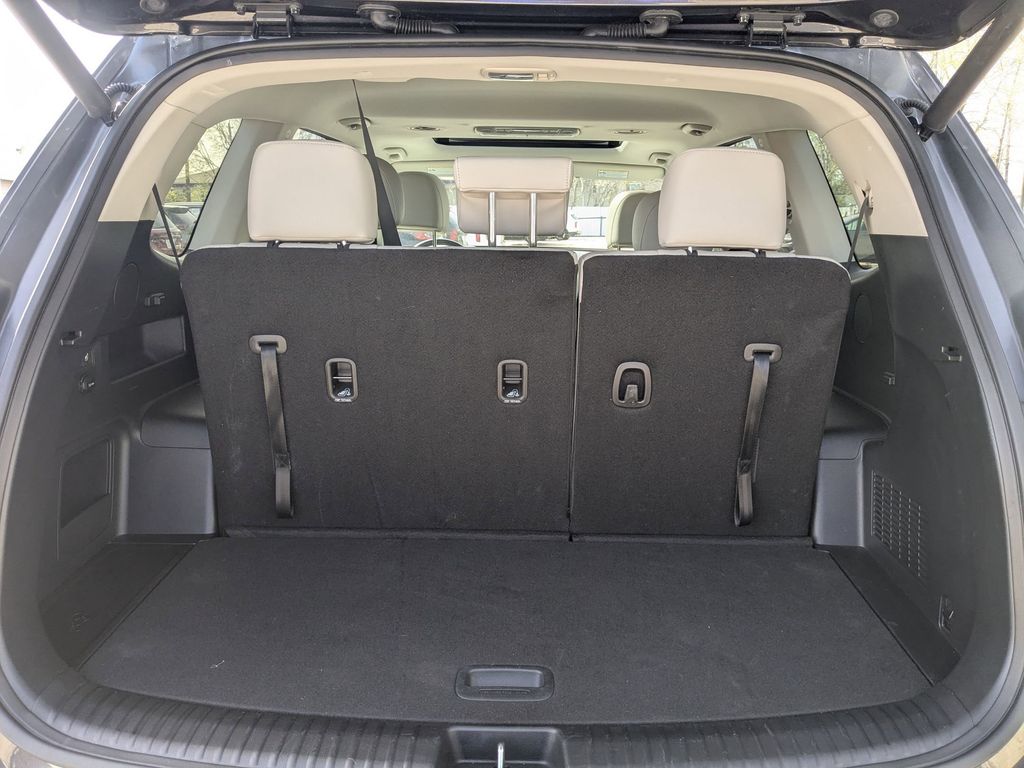 Thumbnail: 2025 Kia Telluride - 28