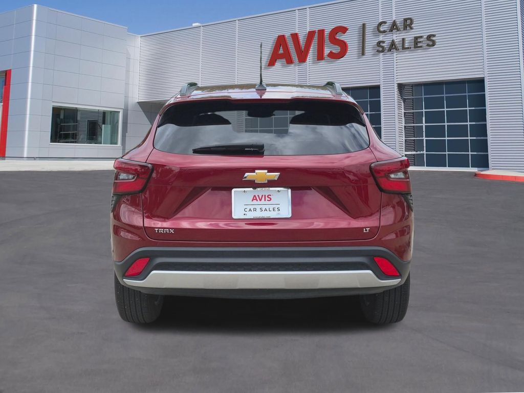 Thumbnail: 2025 Chevrolet Trax - 7