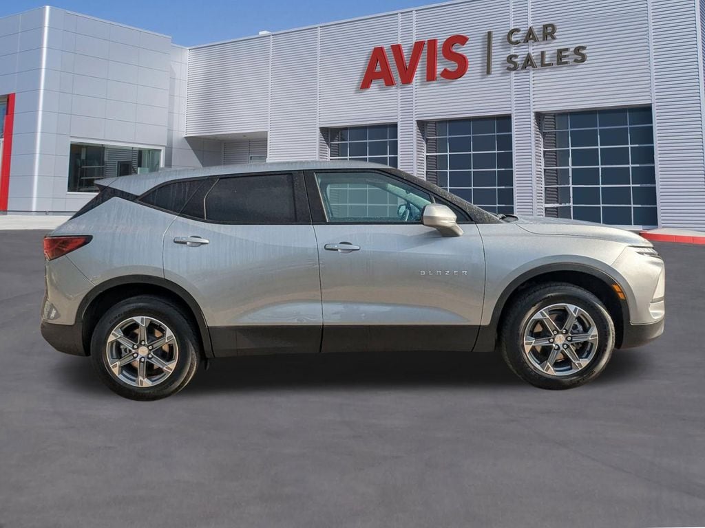 Thumbnail: 2025 Chevrolet Blazer - 5