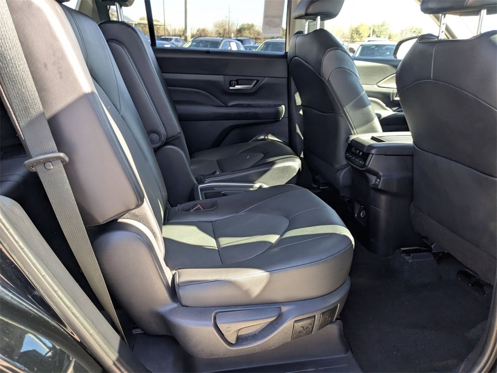 Thumbnail: 2025 Toyota Grand Highlander - 30