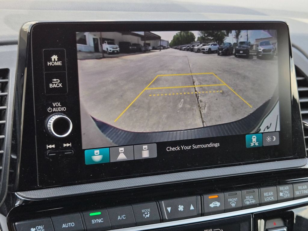 2025 Honda Odyssey Sport L - Photo 21