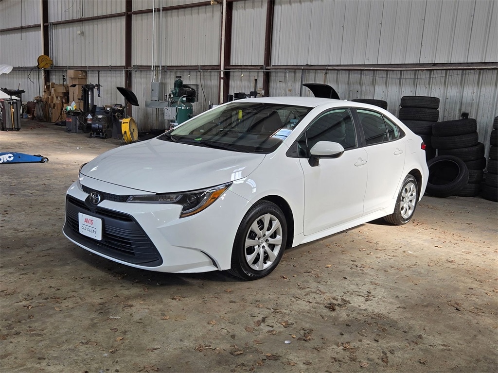 2025 Toyota Corolla LE