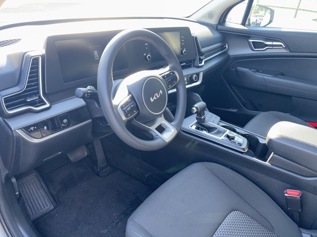 Thumbnail: 2024 Kia Sportage - 7