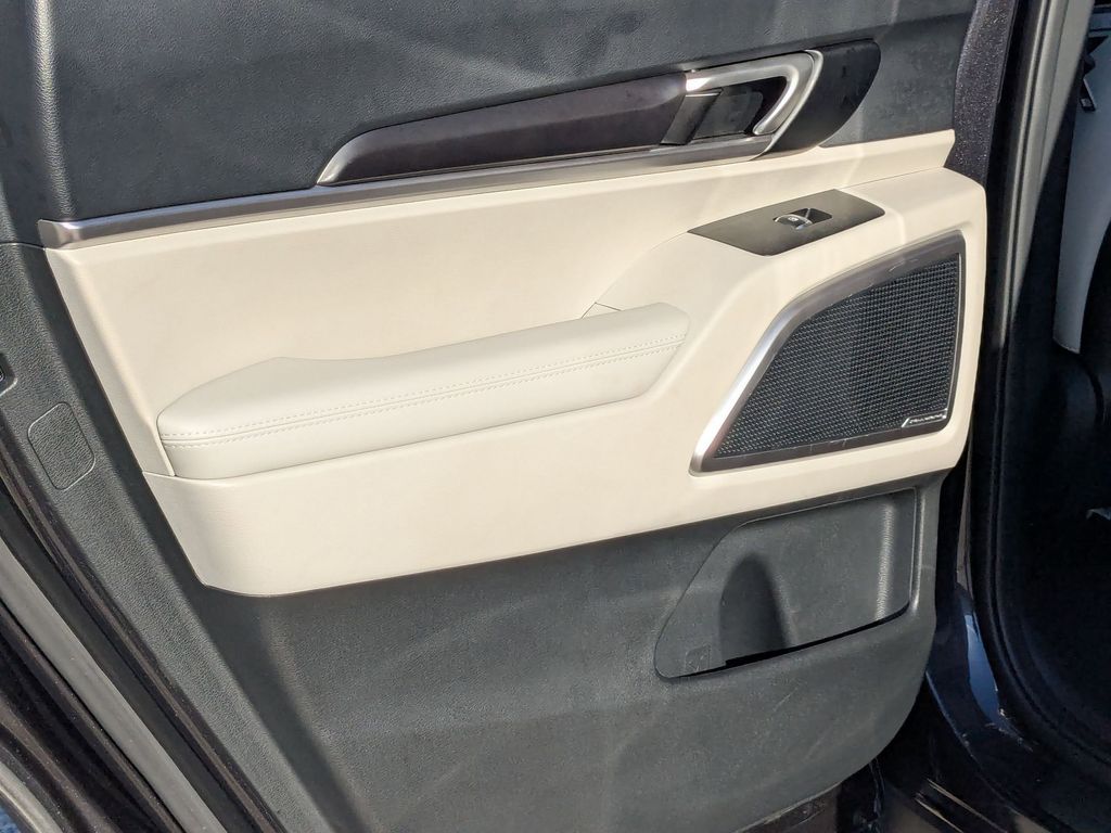 Thumbnail: 2025 Kia Telluride - 23