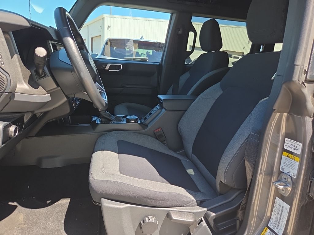 Thumbnail: 2025 Ford Bronco - 6