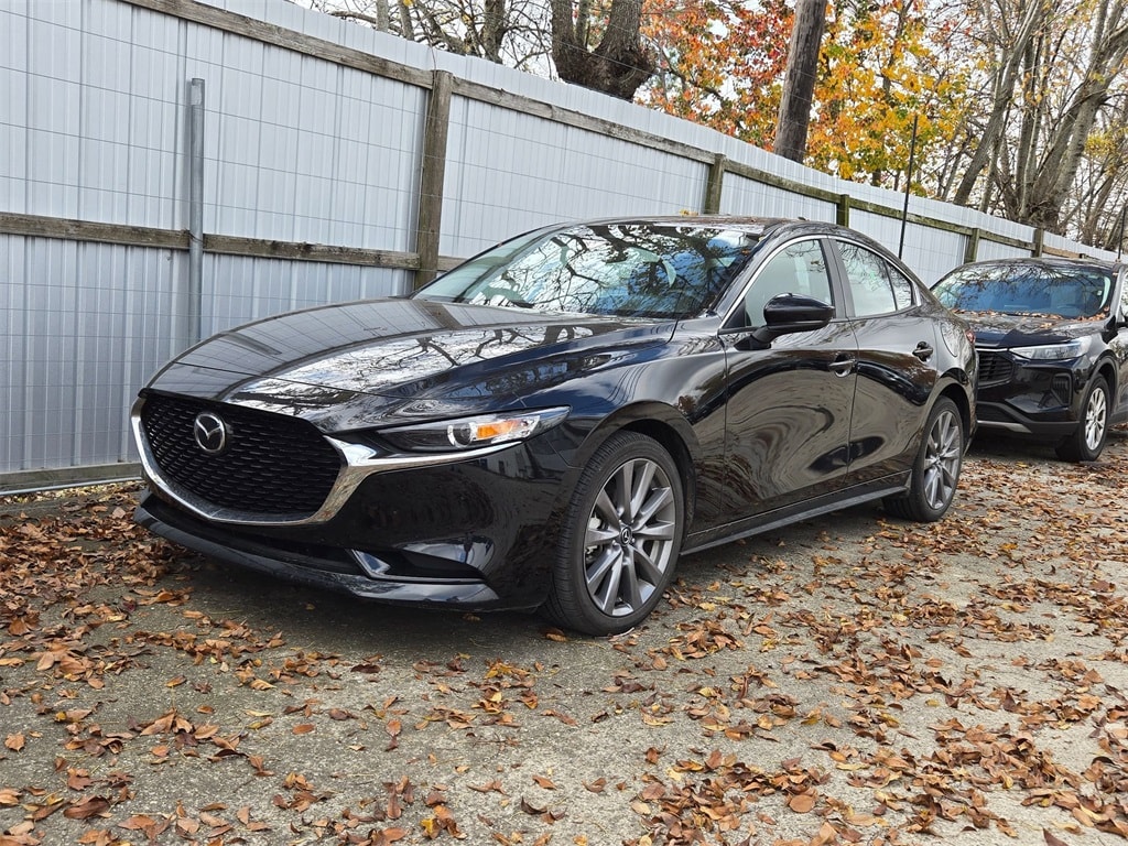 2025 Mazda Mazda3 Preferred's photo