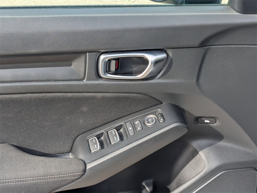 Thumbnail: 2025 Honda Civic - 13