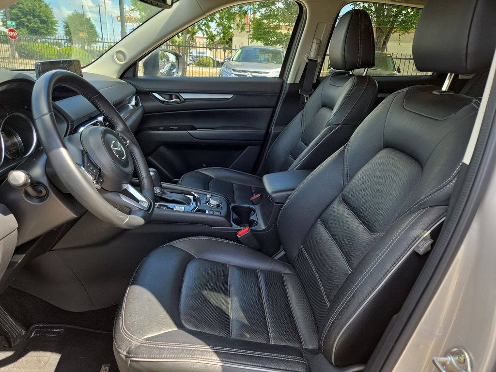 Thumbnail: 2025 Mazda CX-5 - 24
