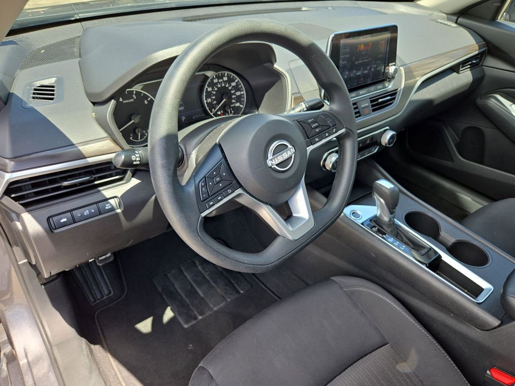 Thumbnail: 2025 Nissan Altima - 15