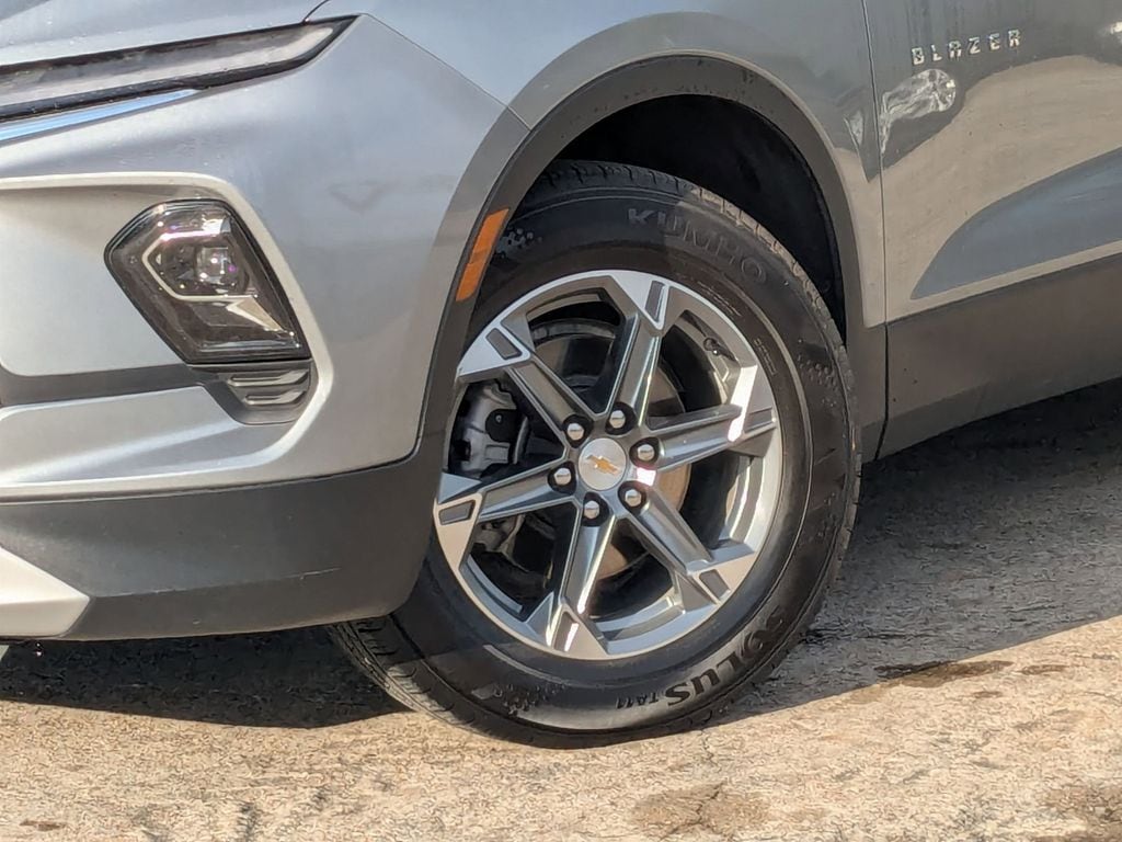 Thumbnail: 2025 Chevrolet Blazer - 30