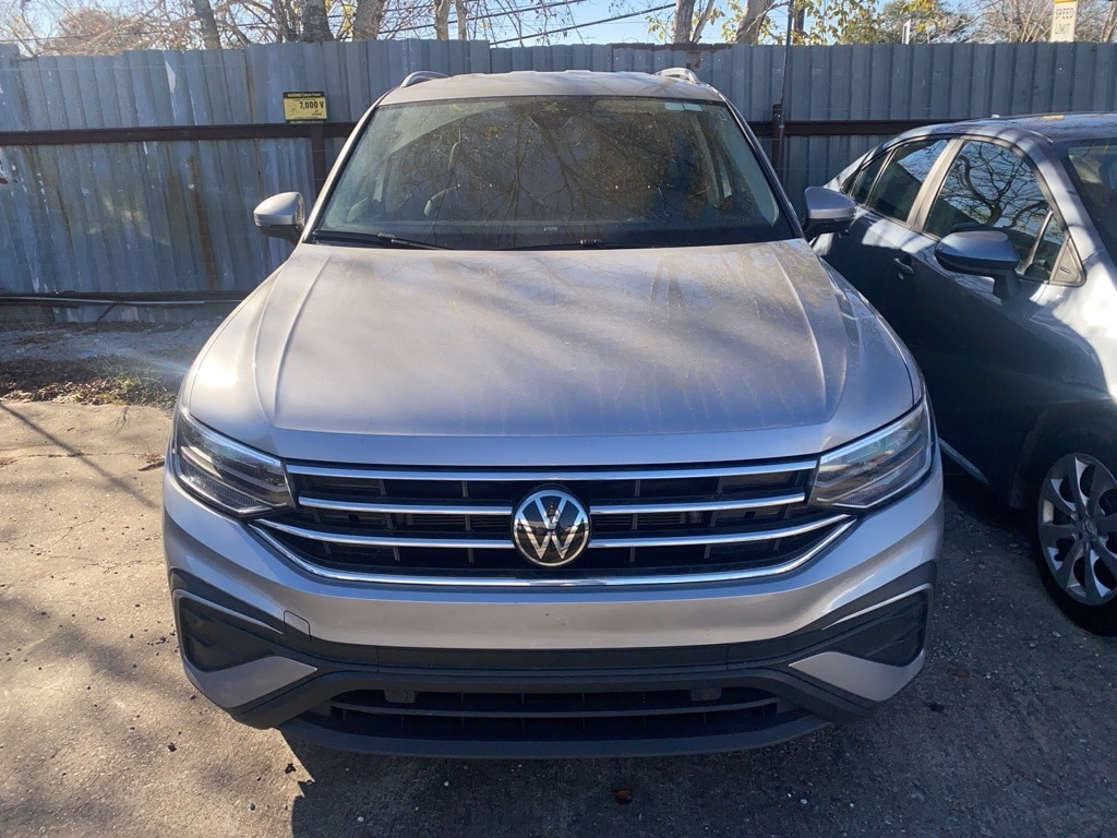 Thumbnail: 2024 Volkswagen Tiguan - 6