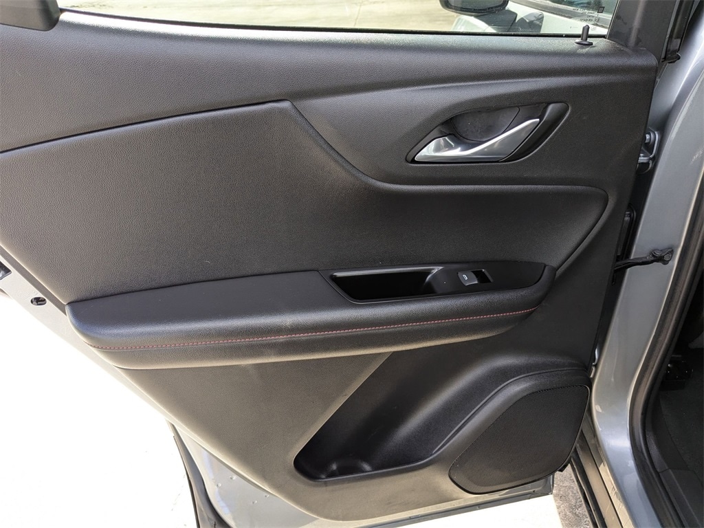 Thumbnail: 2025 Chevrolet Blazer - 24