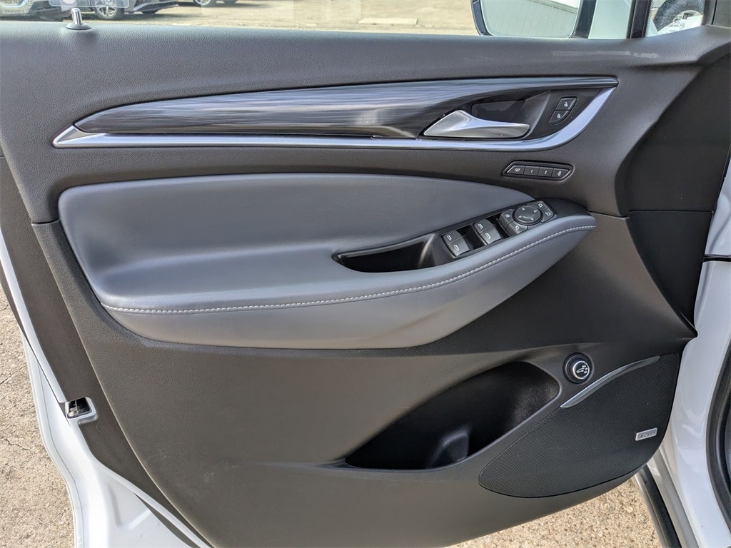2024 Buick Enclave Premium 9