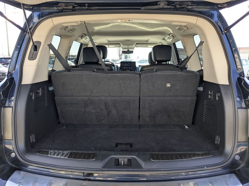 Thumbnail: 2024 INFINITI QX80 - 30