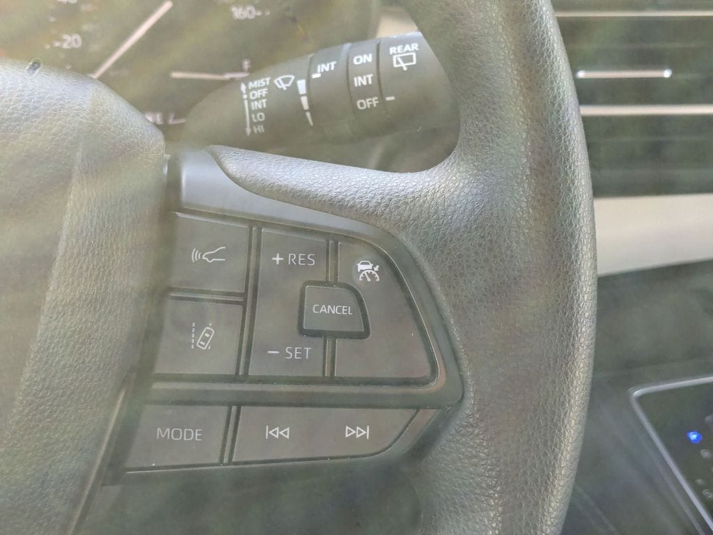 Thumbnail: 2025 Toyota Sienna - 17