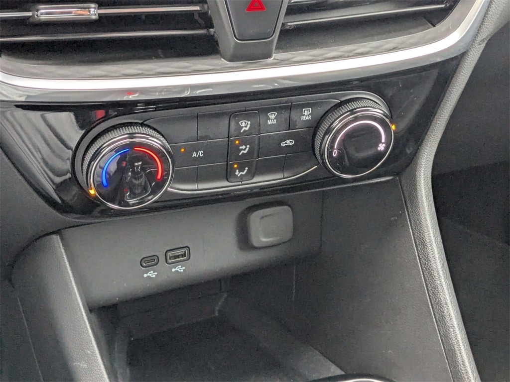 Thumbnail: 2024 Buick Encore GX - 22