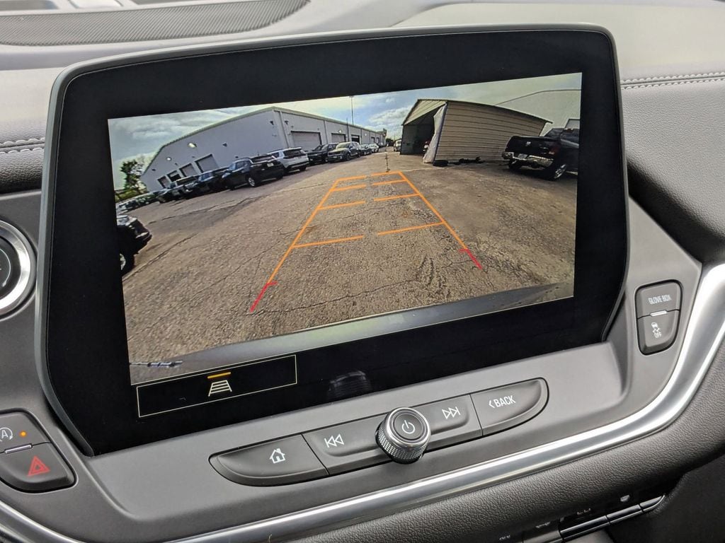 Thumbnail: 2025 Chevrolet Blazer - 20