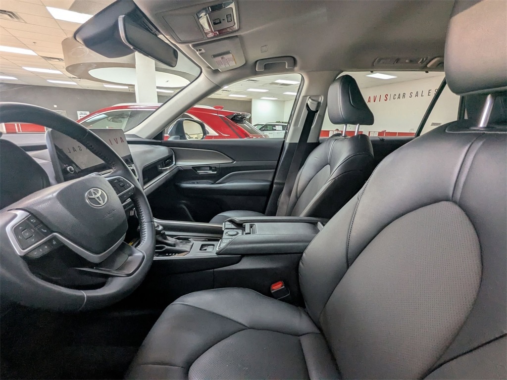 Thumbnail: 2025 Toyota Grand Highlander - 11