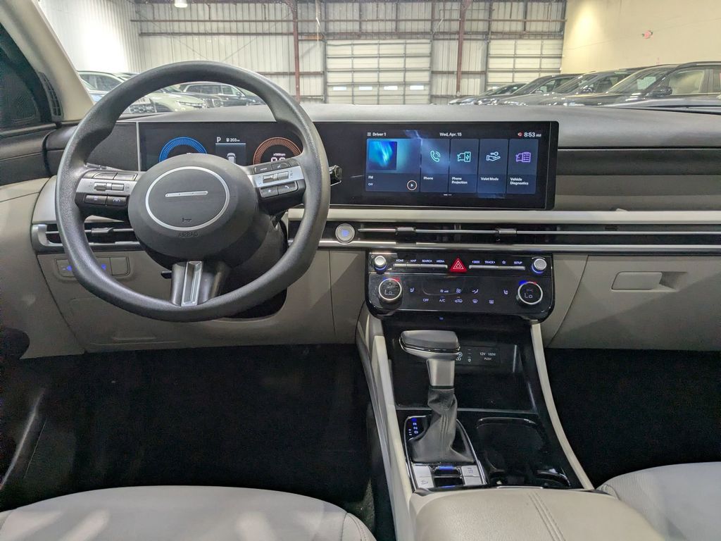 Thumbnail: 2025 Hyundai Tucson - 25