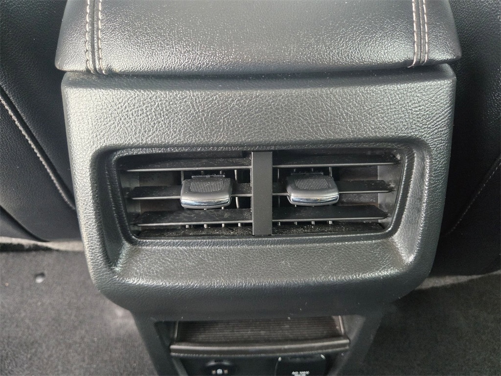 Thumbnail: 2024 Ford Edge - 23