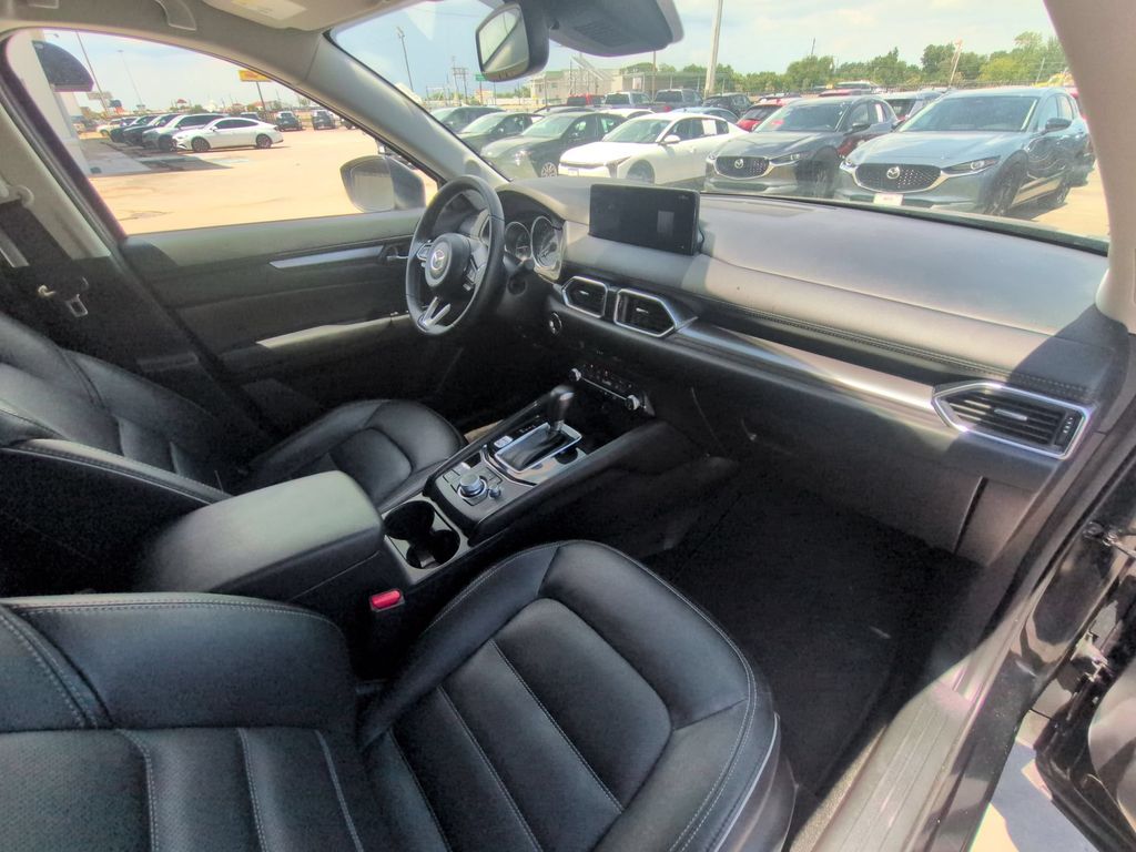 Thumbnail: 2025 Mazda CX-5 - 31