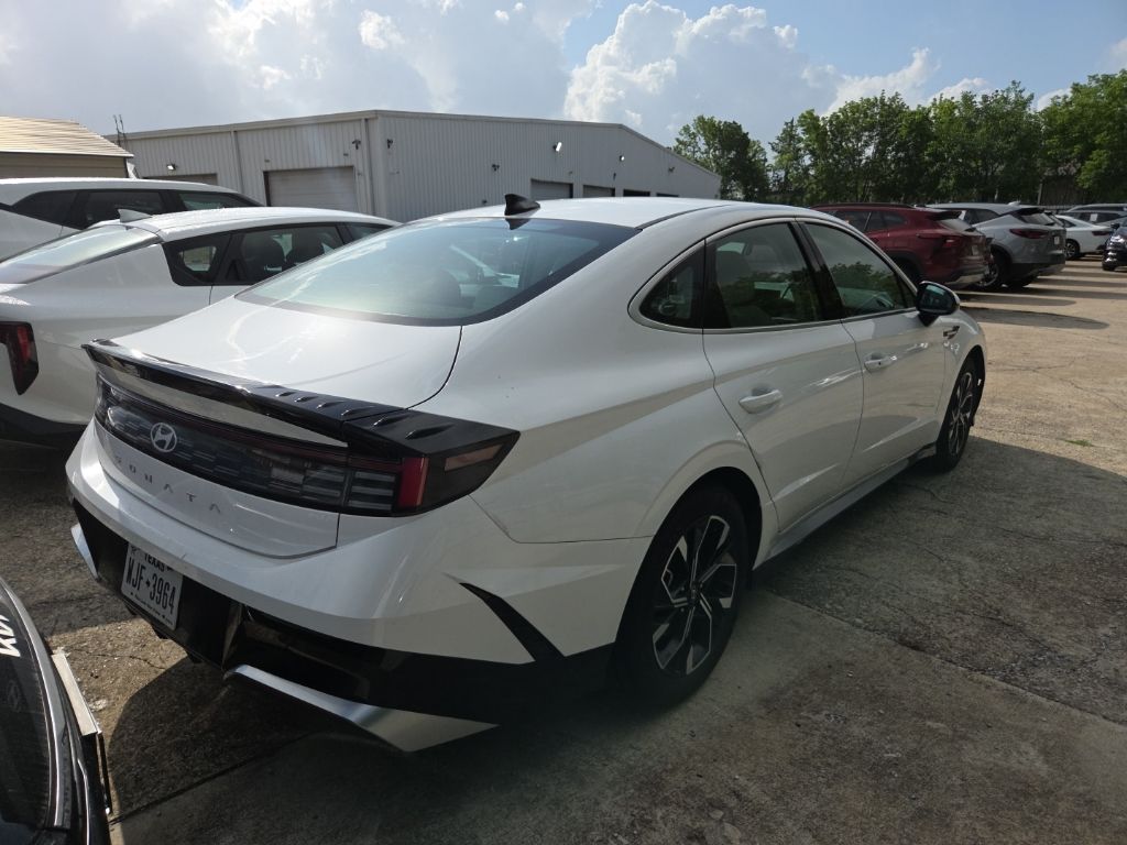 Thumbnail: 2025 Hyundai Sonata - 9