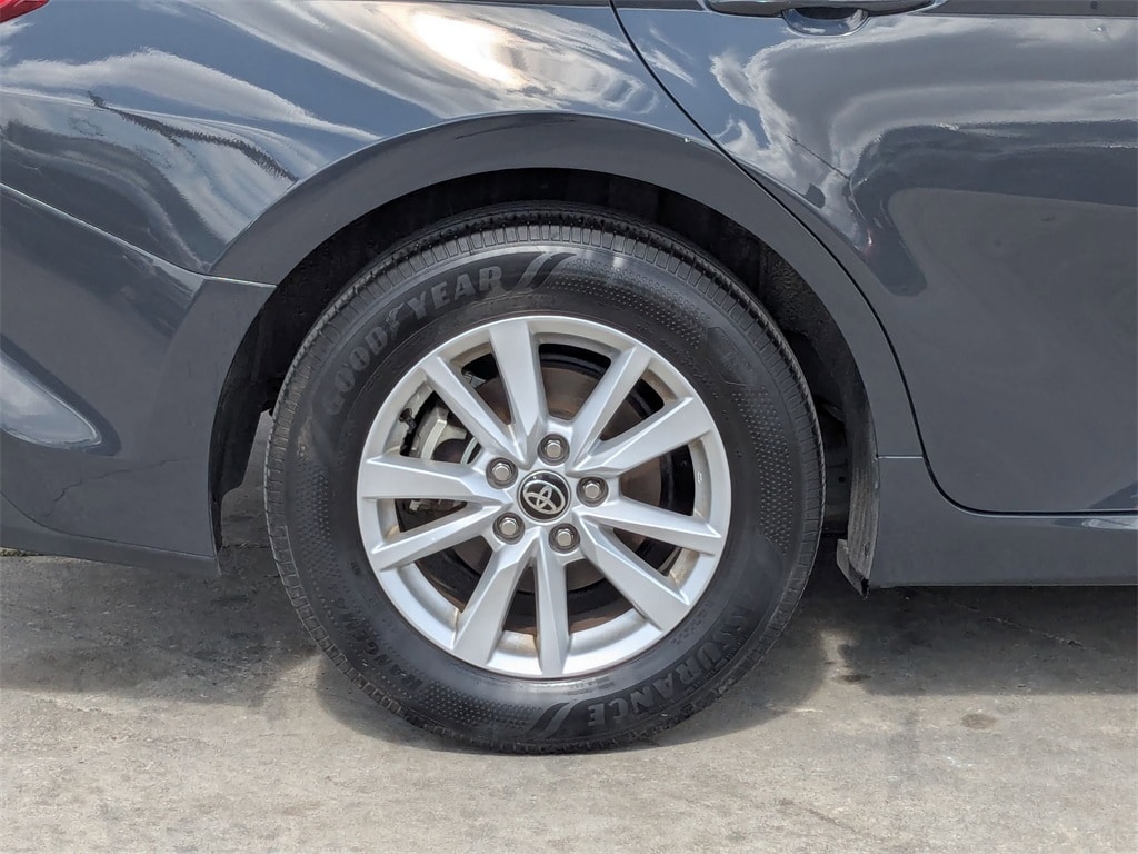 Thumbnail: 2025 Toyota Camry - 28