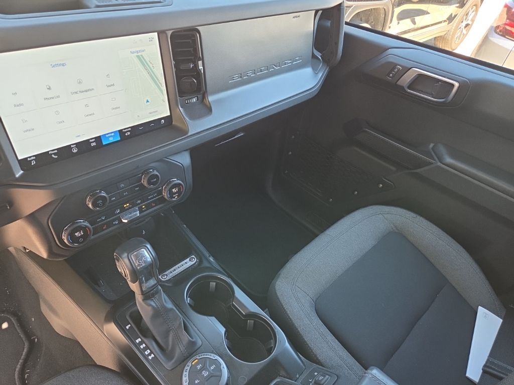 Thumbnail: 2025 Ford Bronco - 3