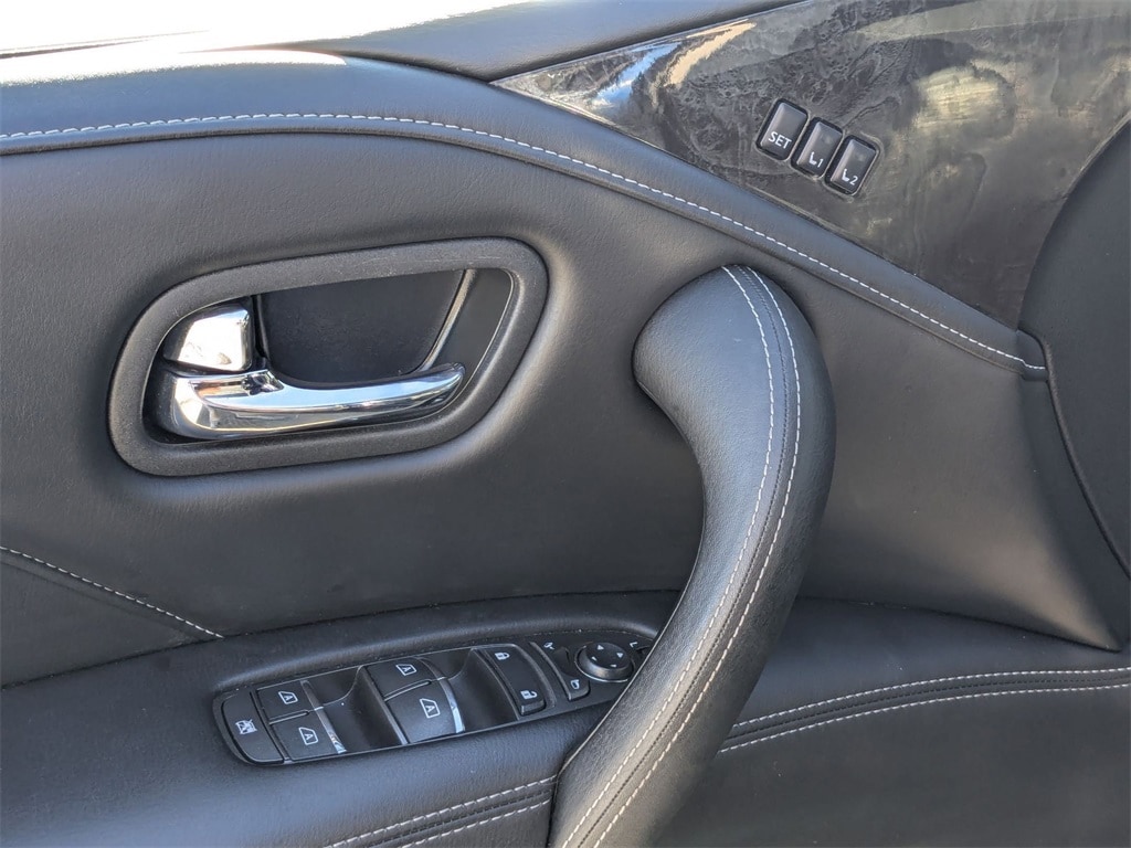 Thumbnail: 2024 INFINITI QX80 - 13