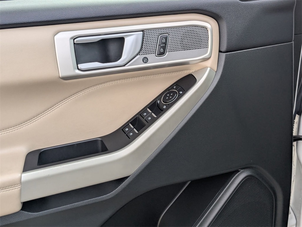 Thumbnail: 2023 Ford Explorer - 13