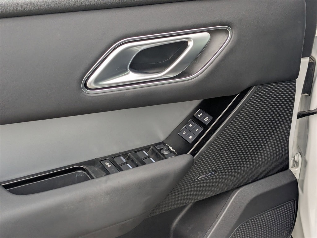 Thumbnail: 2024 Land Rover Range Rover Velar - 13