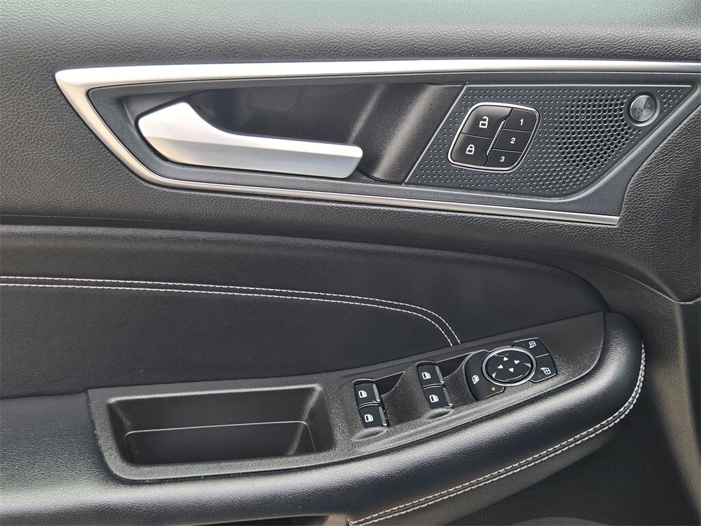 Thumbnail: 2024 Ford Edge - 13