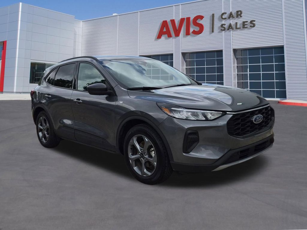 Thumbnail: 2025 Ford Escape - 3