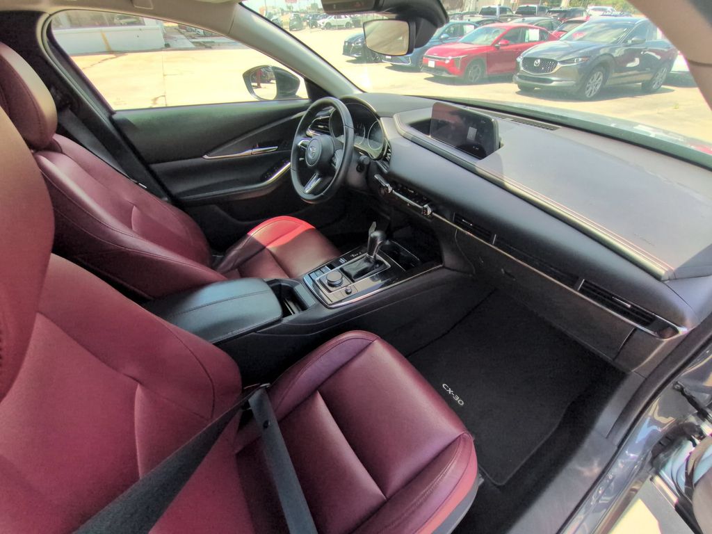 Thumbnail: 2025 Mazda CX-30 - 31