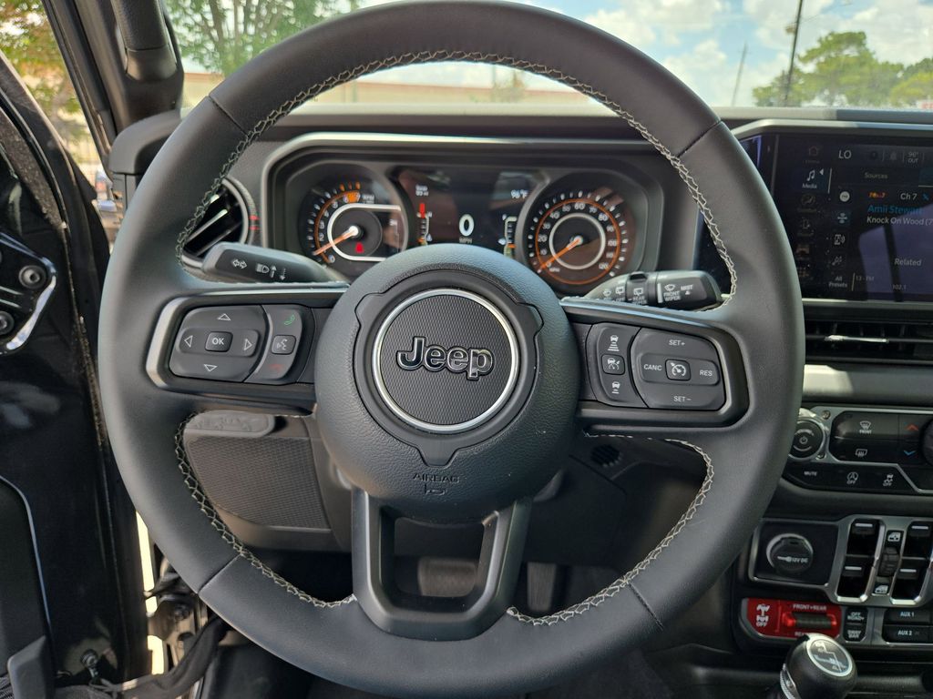 Thumbnail: 2025 Jeep Wrangler - 22