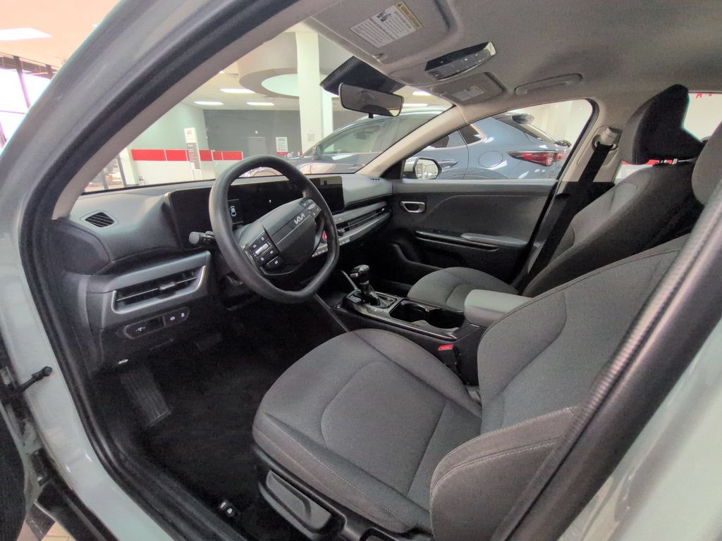 Thumbnail: 2025 Kia K4 - 15