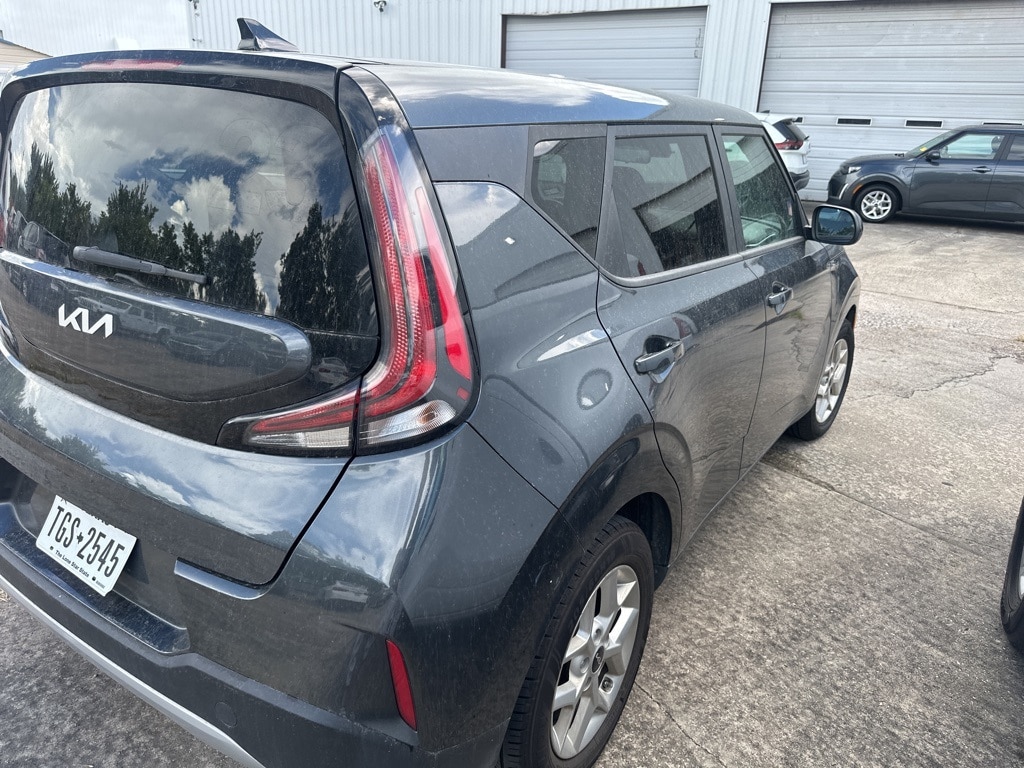 Thumbnail: 2023 Kia Soul - 4