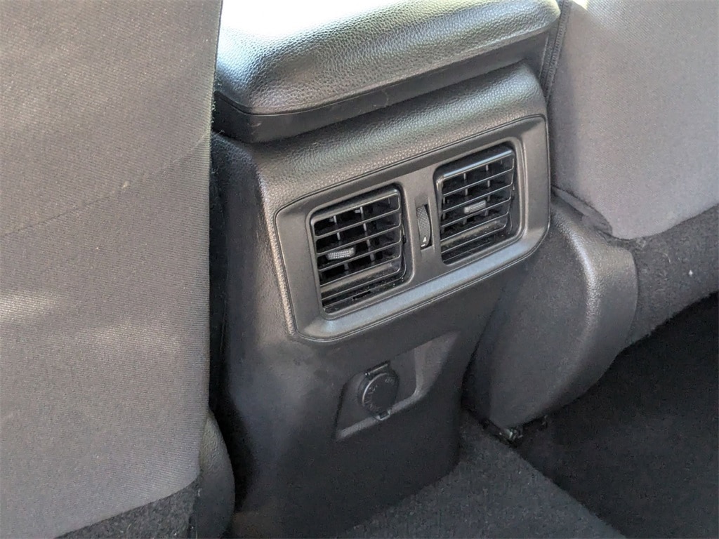 Thumbnail: 2024 Toyota RAV4 - 27
