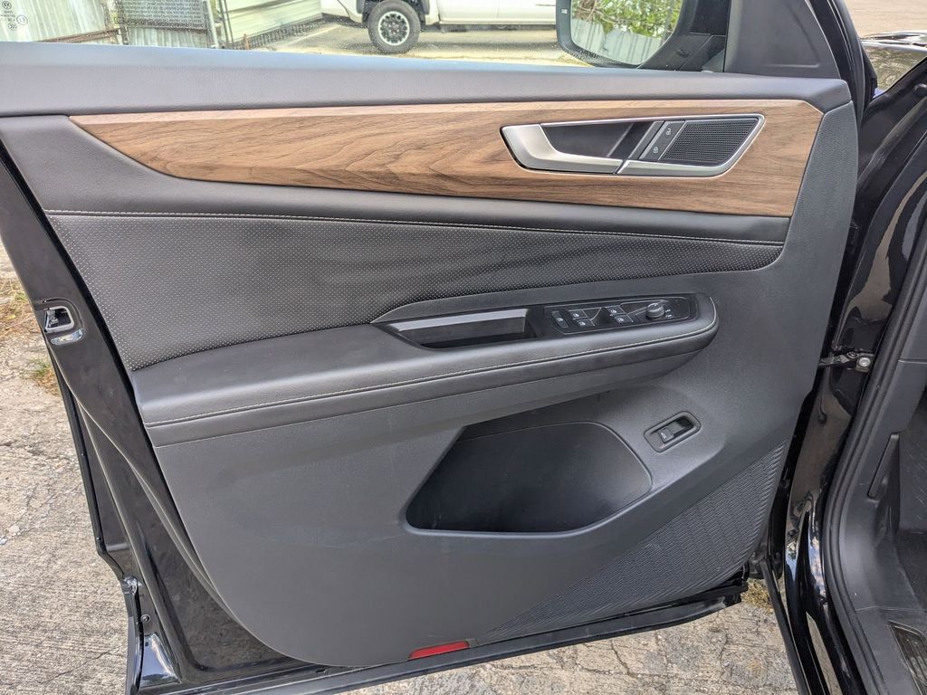 Thumbnail: 2025 Volkswagen Atlas - 11