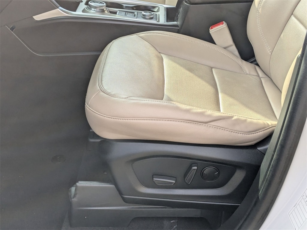 Thumbnail: 2023 Ford Explorer - 24