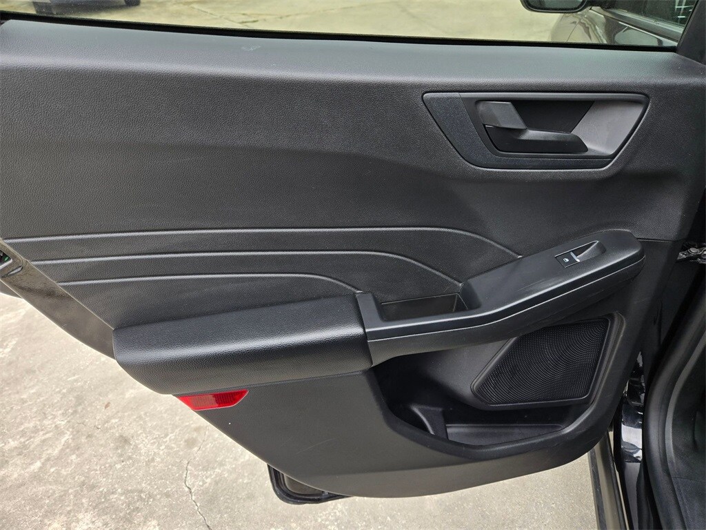 Thumbnail: 2024 Ford Escape - 25