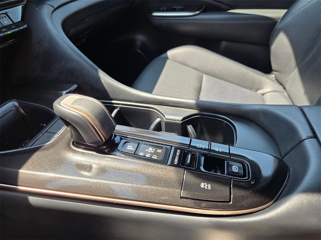 Thumbnail: 2024 Toyota Crown - 23