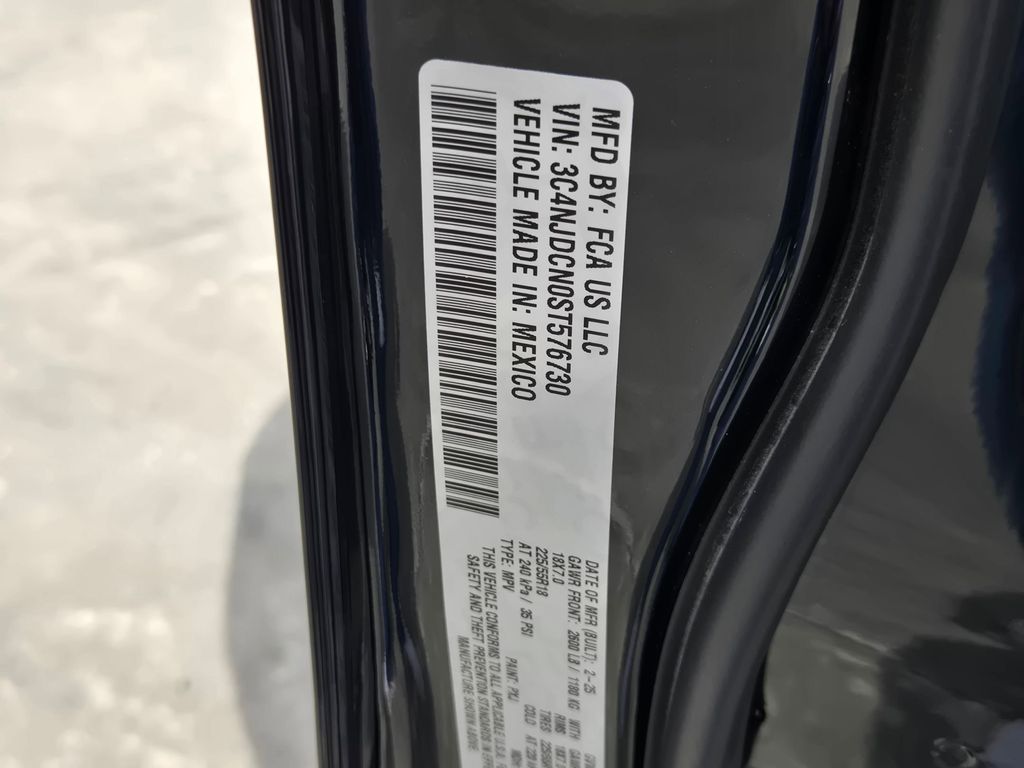 Thumbnail: 2025 Jeep Compass - 31