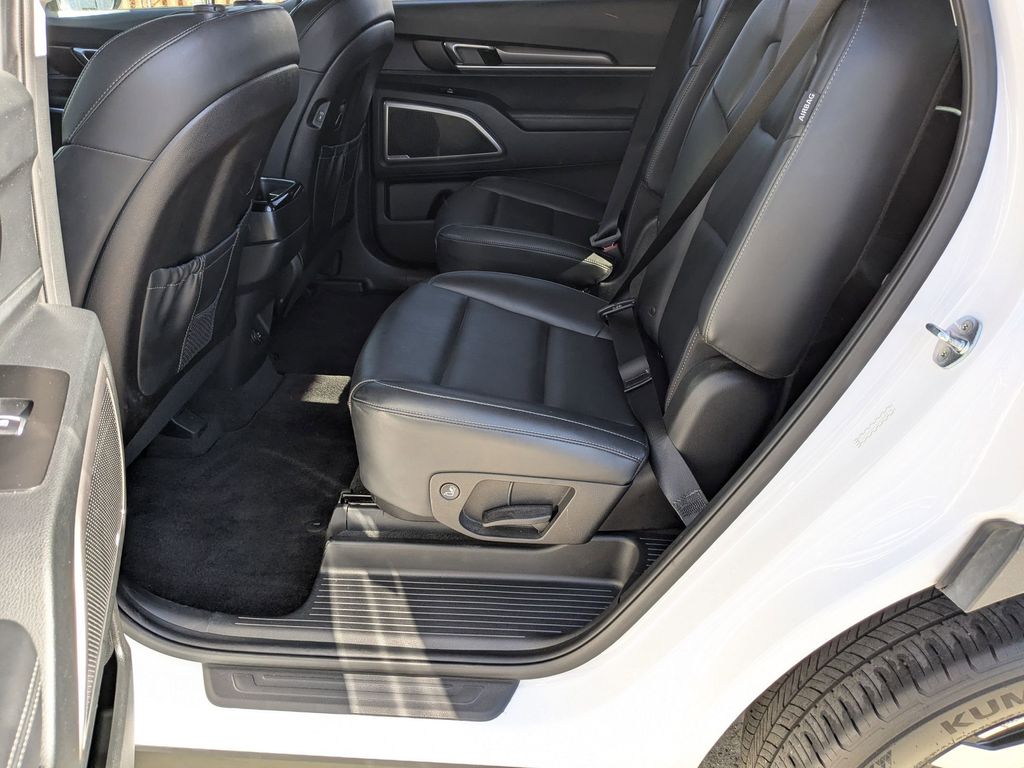 Thumbnail: 2025 Kia Telluride - 26