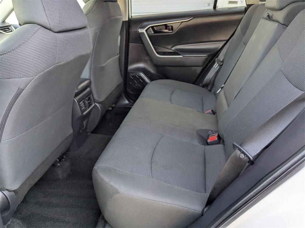 Thumbnail: 2025 Toyota RAV4 - 26