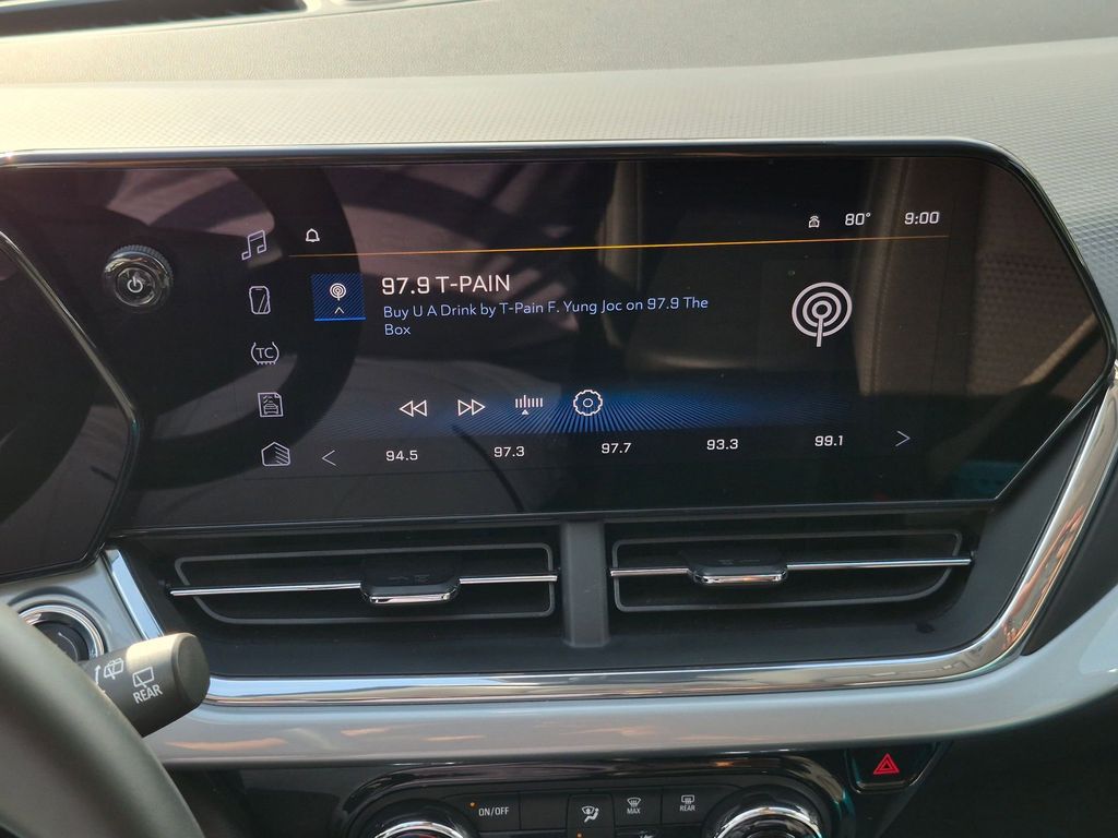 Thumbnail: 2025 Chevrolet Trax - 19