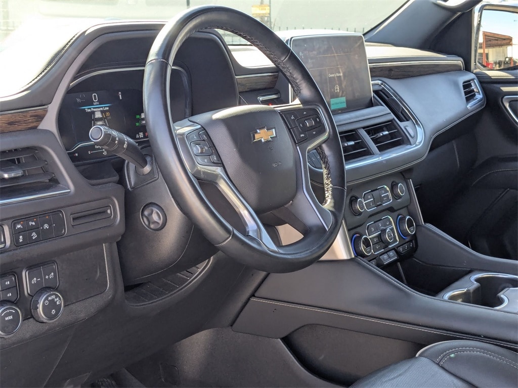 Thumbnail: 2023 Chevrolet Suburban - 14