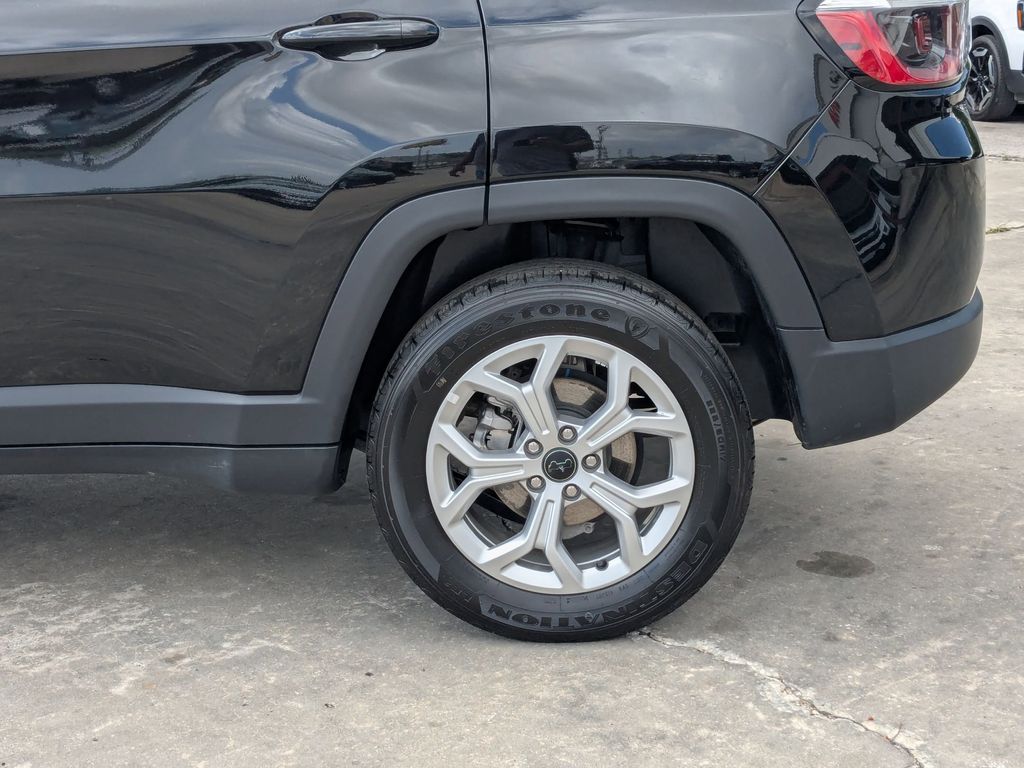 Thumbnail: 2025 Jeep Compass - 31