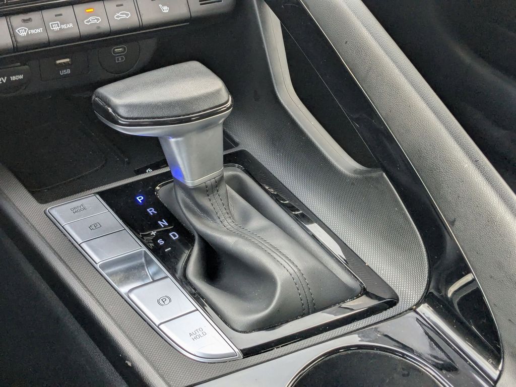 Thumbnail: 2025 Hyundai Elantra - 19