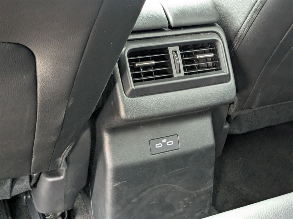 Thumbnail: 2025 Mazda CX-50 - 28